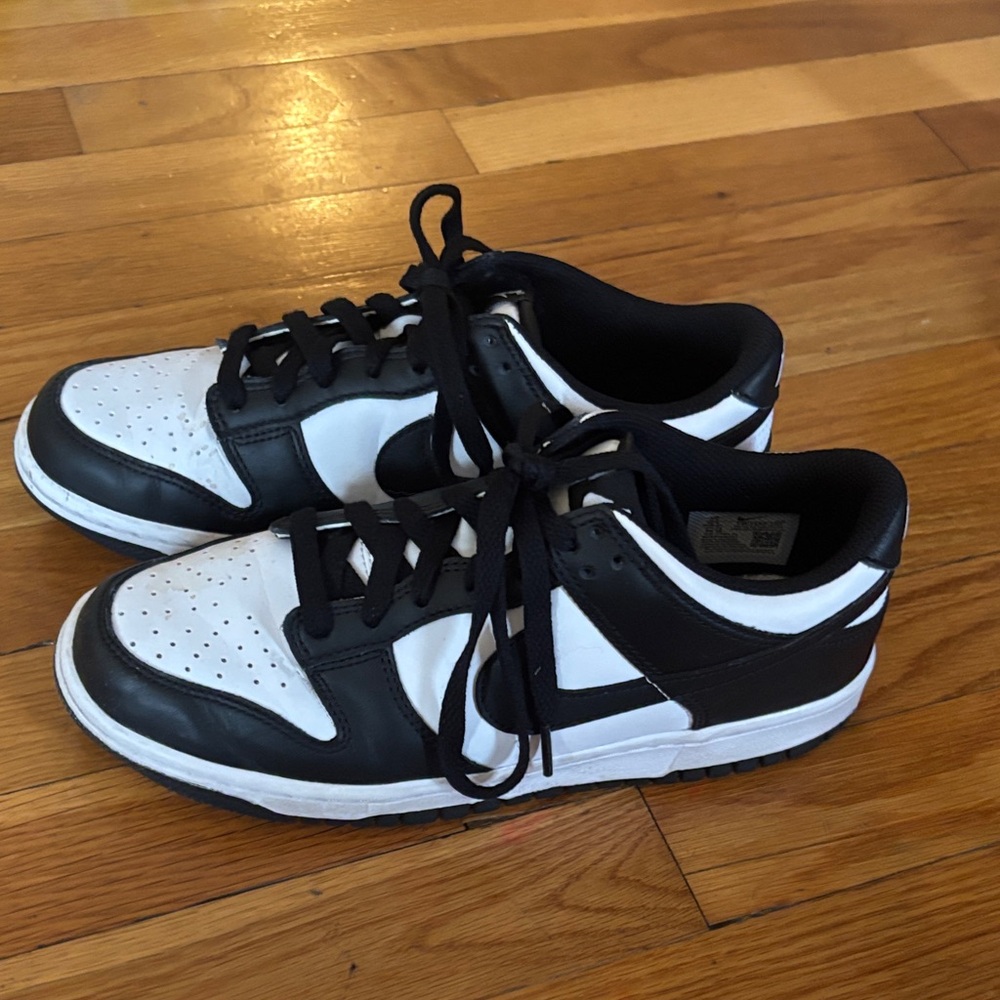 Nike pandas Black and White Sneakers